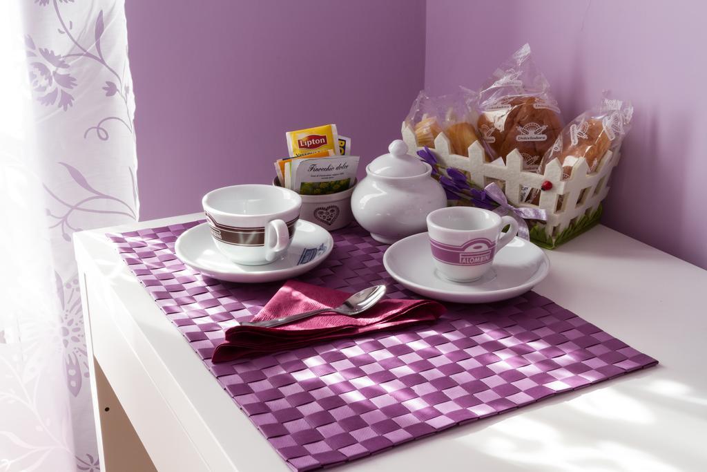 Bevilacqua Bed Roma Santa Croce Hotell Rum bild