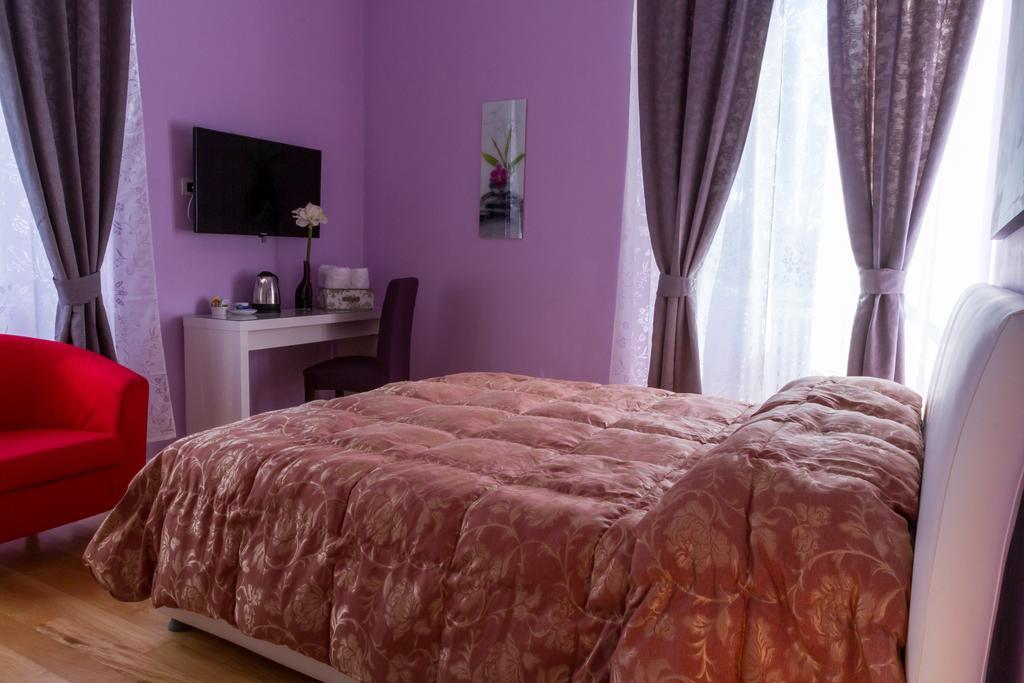 Bevilacqua Bed Roma Santa Croce Hotell Rum bild