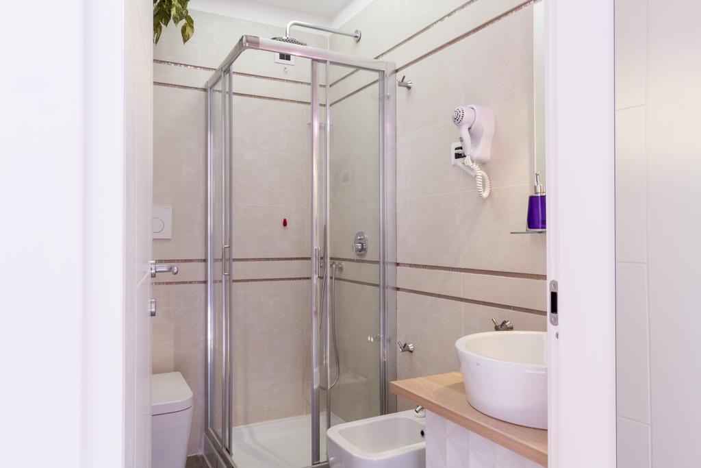 Bevilacqua Bed Roma Santa Croce Hotell Rum bild